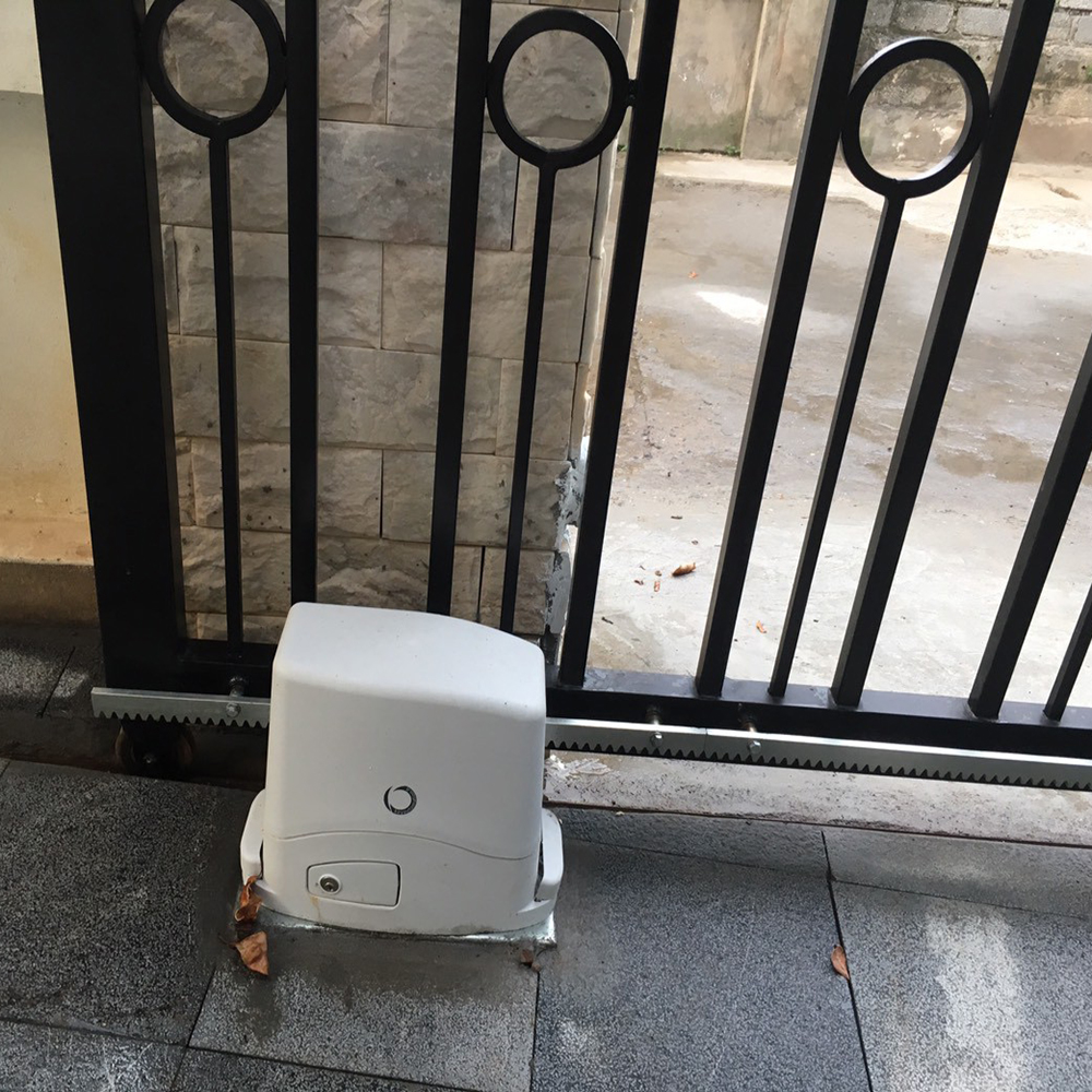 cổng lùa tự động